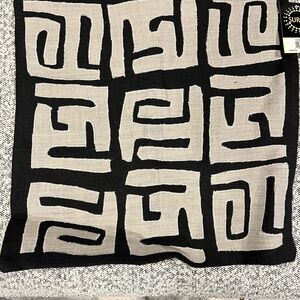 Black and Beige Geometric cushion covers